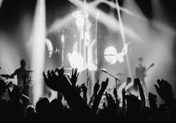 Empire Of The Sun Biglietti